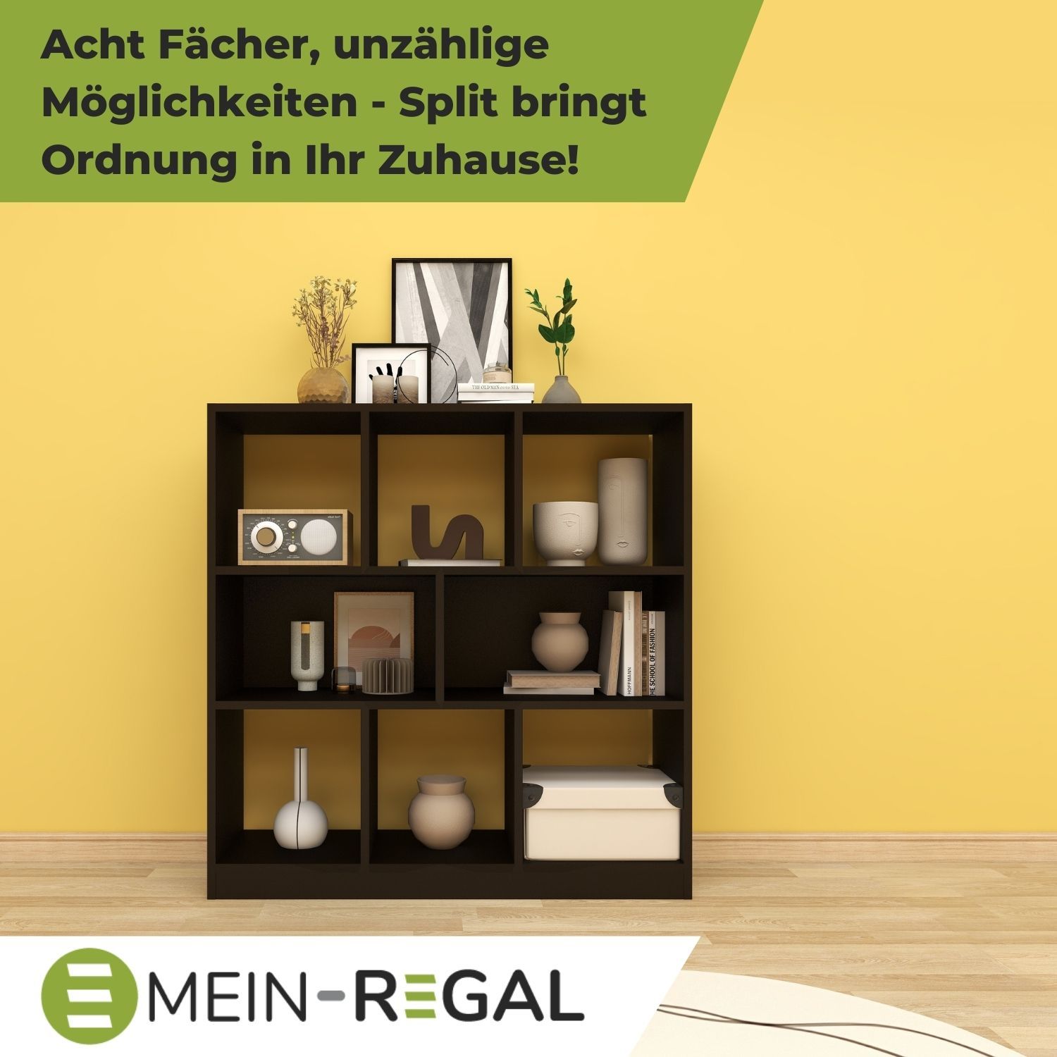 Raumteiler Split in der Farbe Schwarz an gelber Wand