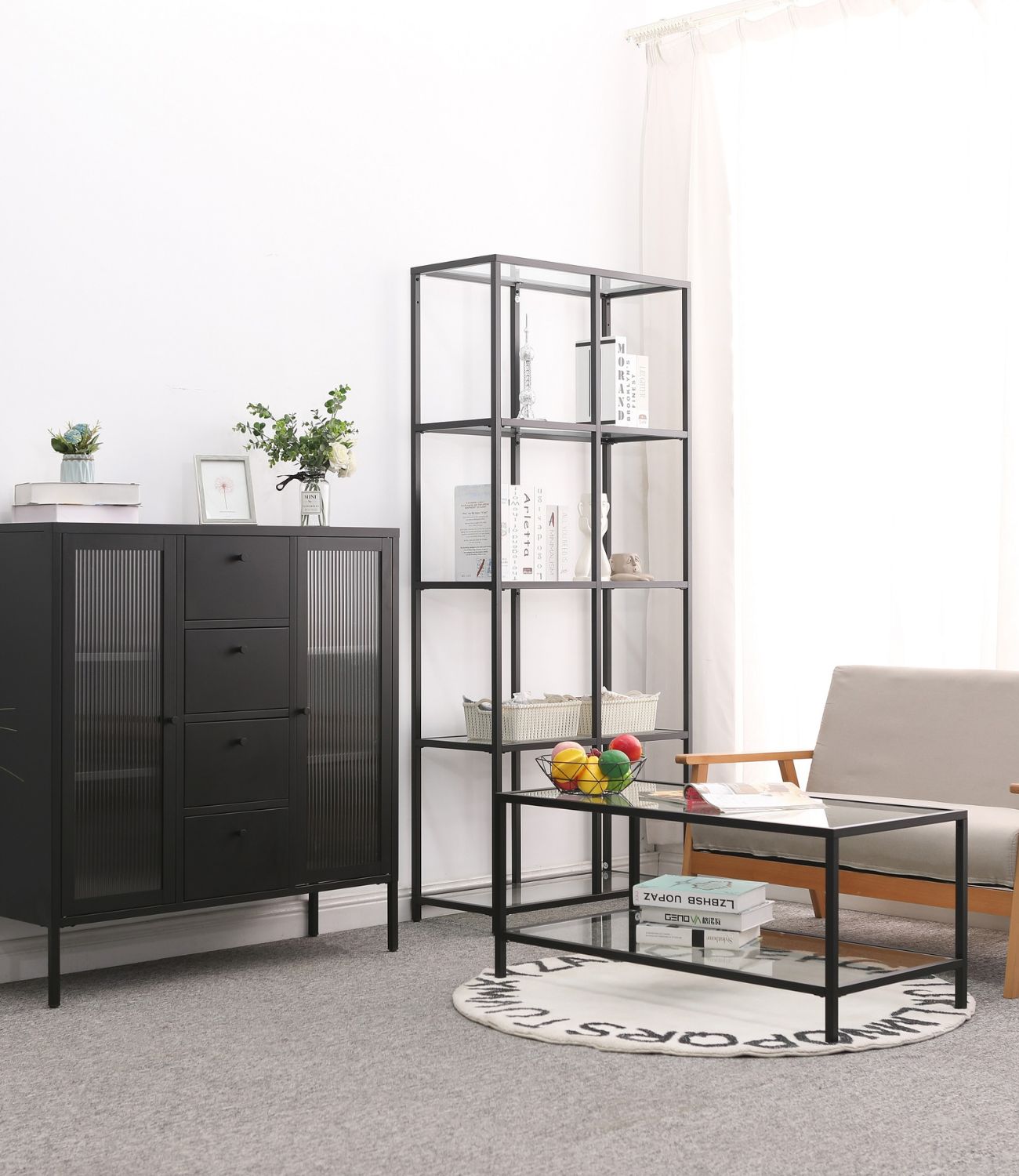 Moderne Möbelserie mit elegantem Design und hochwertiger Handwerskunst.