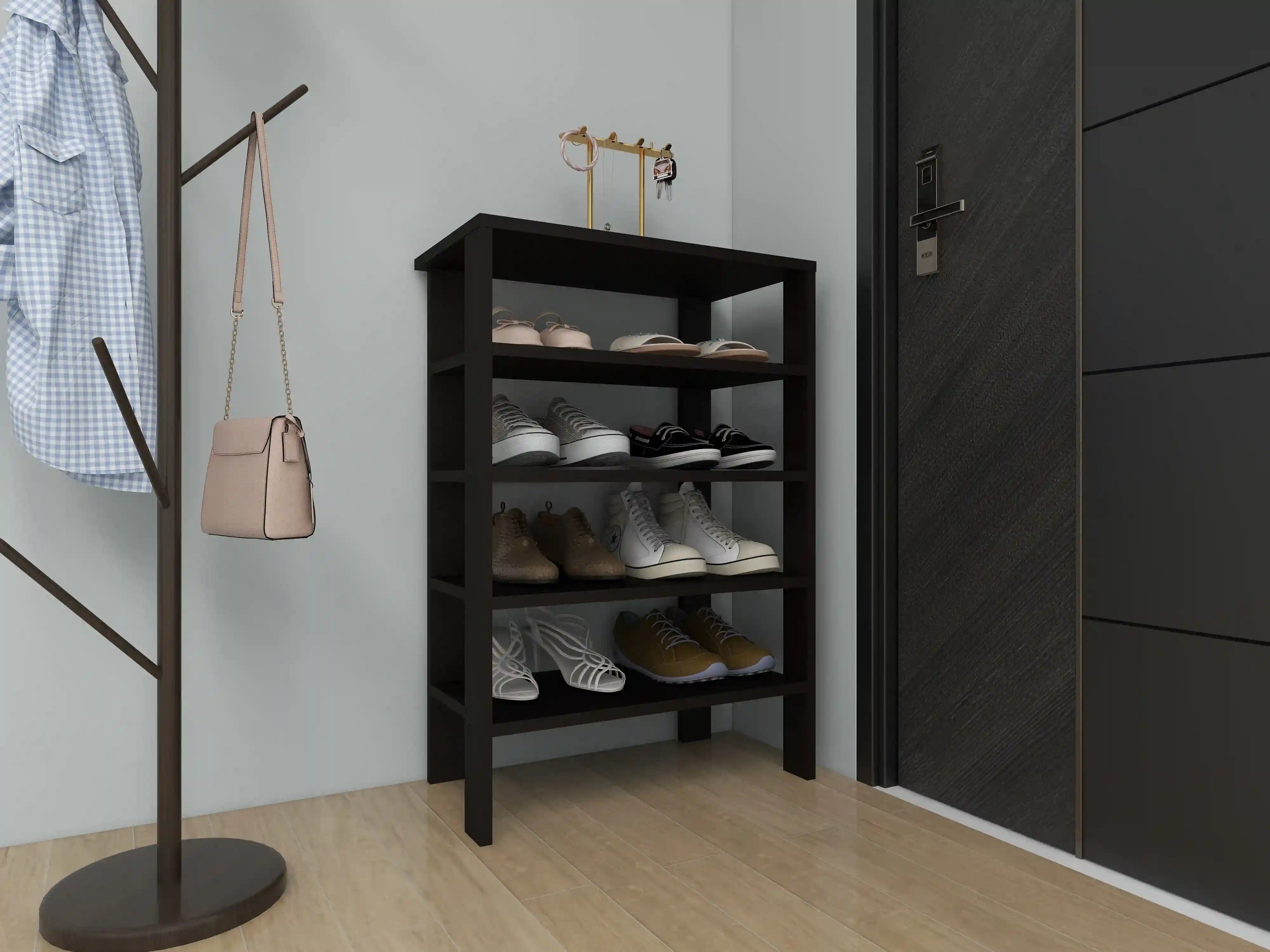 Ein modernes Schuhregal im Flur.