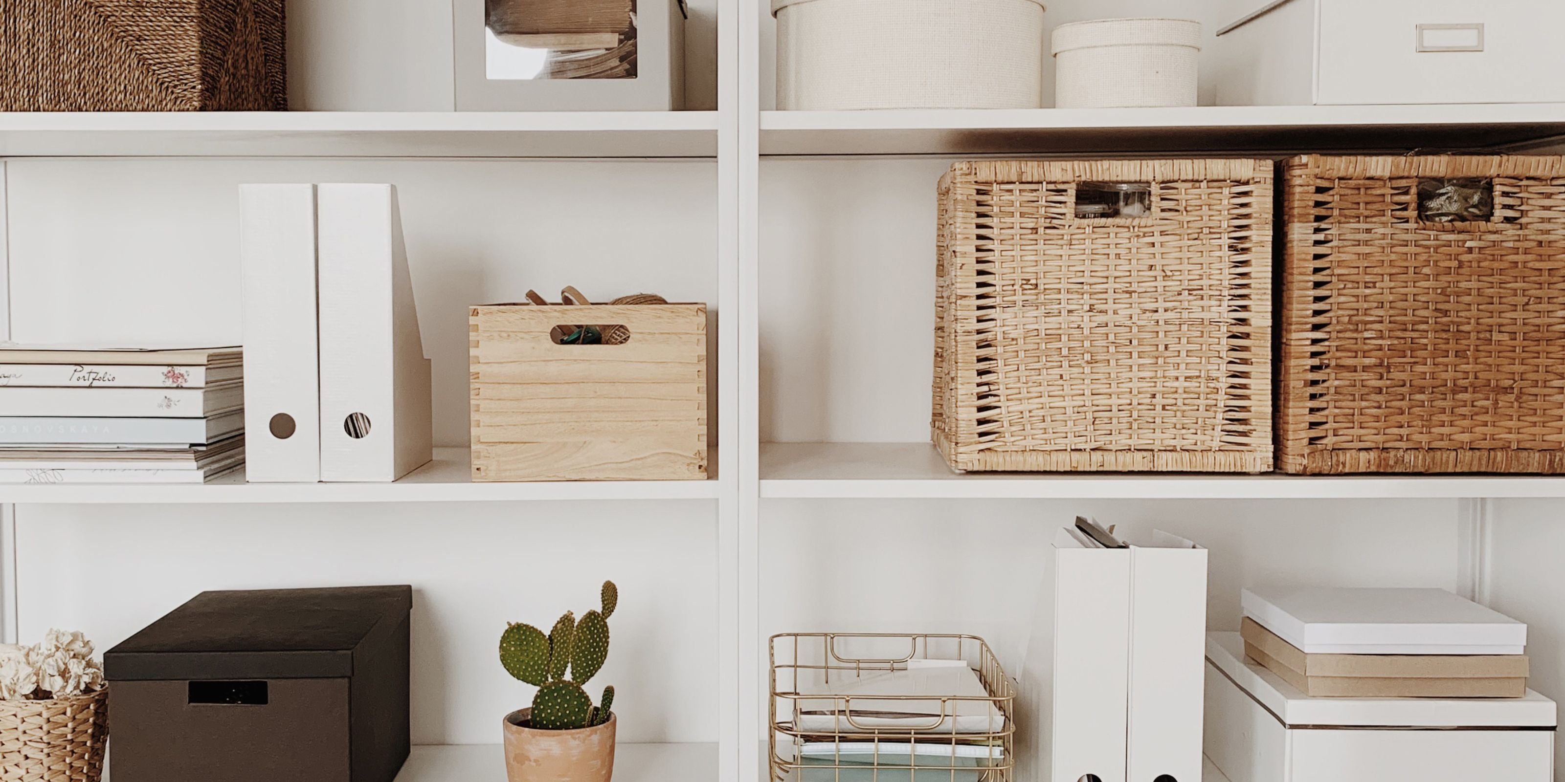 Holen Sie sich stilvolle Regale zum Sommer-Sonderpreis